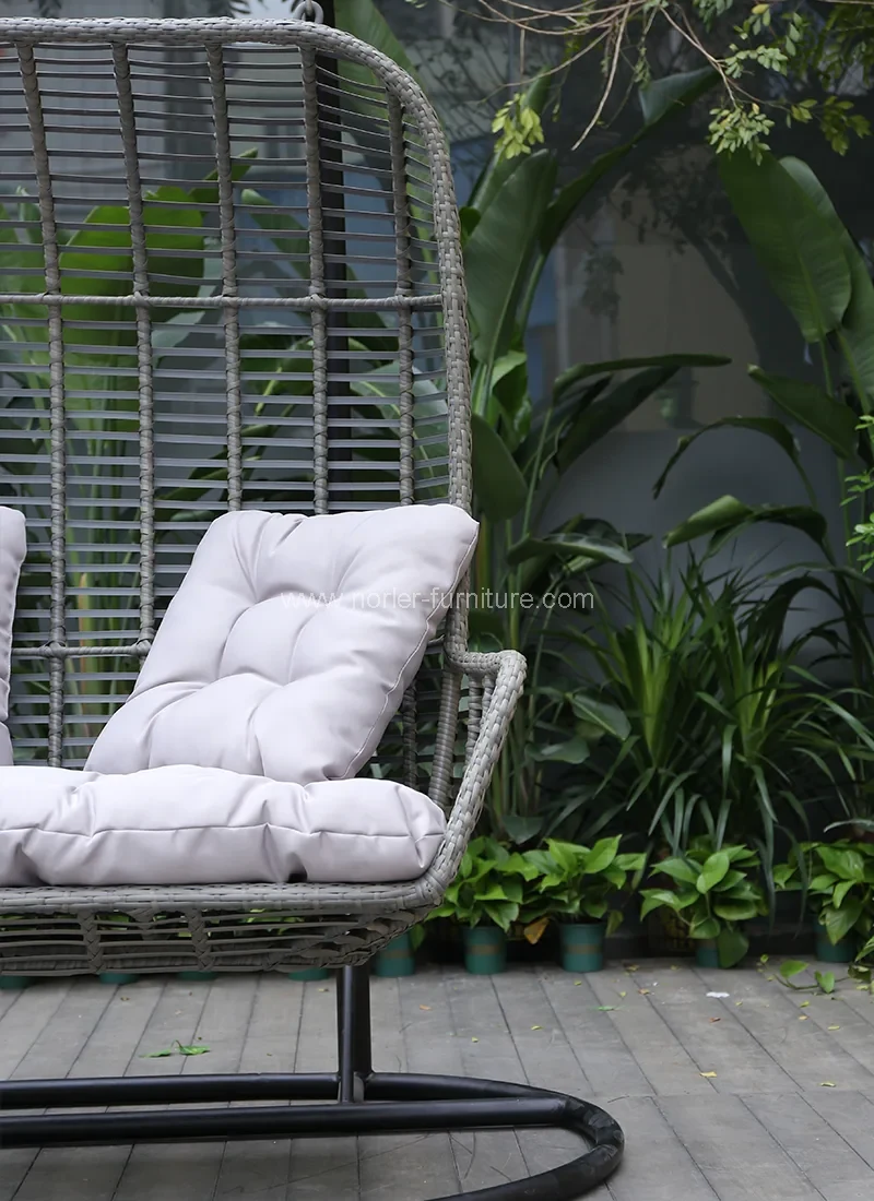 Outdoor Furniture PE Rattan Hanging Swing Chair
