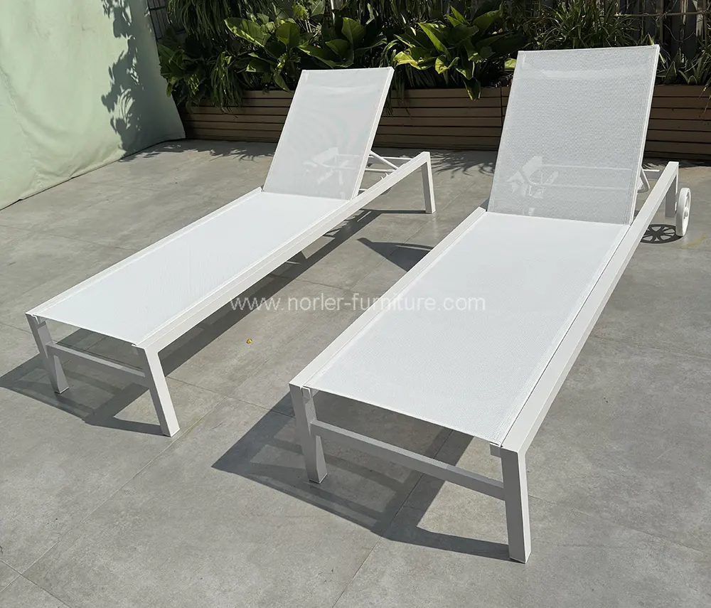 Outdoor Aluminum Frame With Wheels Sun Lounger