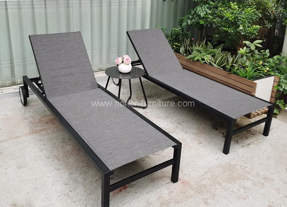 Outdoor Aluminum Frame With Wheels Sun Lounger