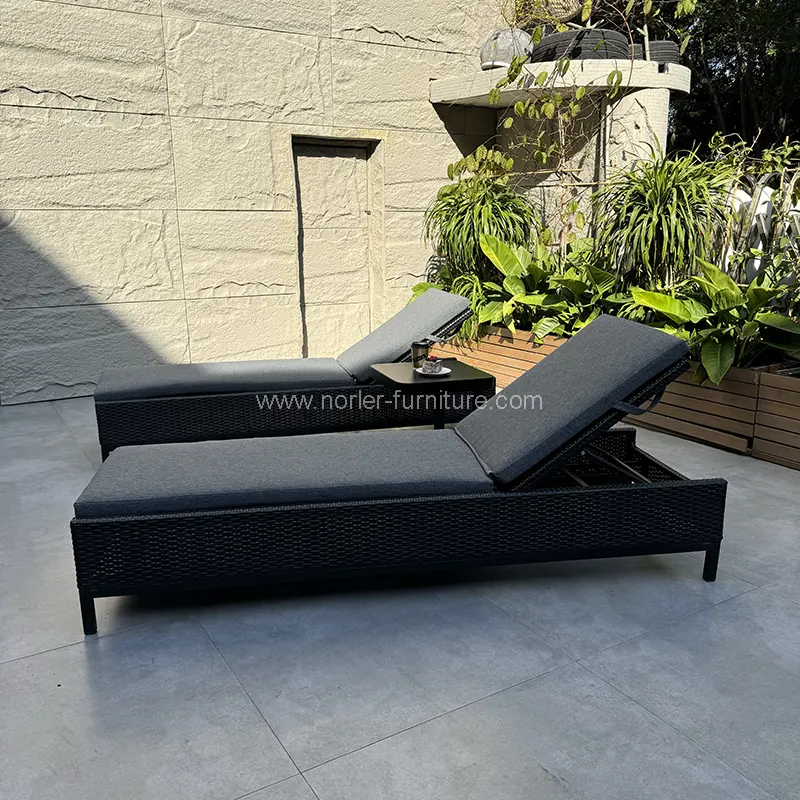 Viimeisin huippuluokan käsin kudottu rattan Sun Lounger